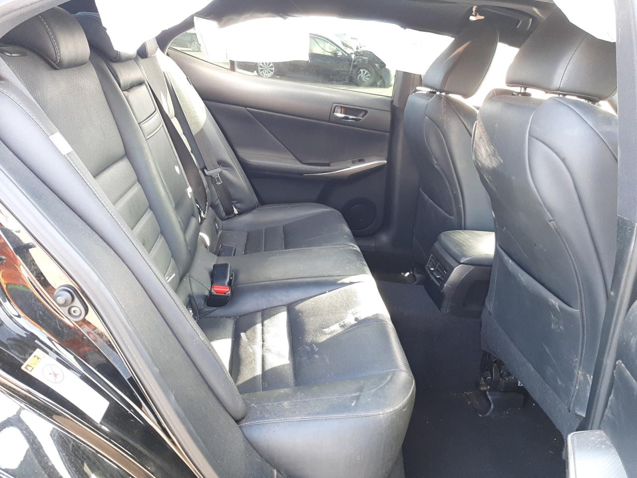 Photo 6 from auction – 2015 LEXUS IS 250 with VIN JTHBF1D2XF5081155