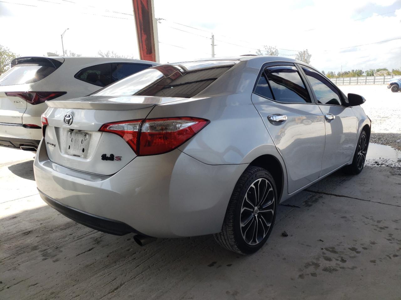 Photo 4 from auction – 2014 TOYOTA COROLLA L with VIN 2T1BURHE4EC008875