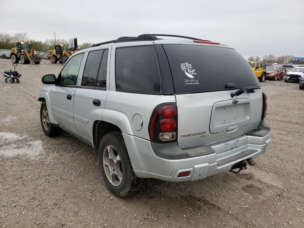 Photo 3 from auction – 2007 CHEVROLET TRAILBLAZE with VIN 1GNDS13S772137232