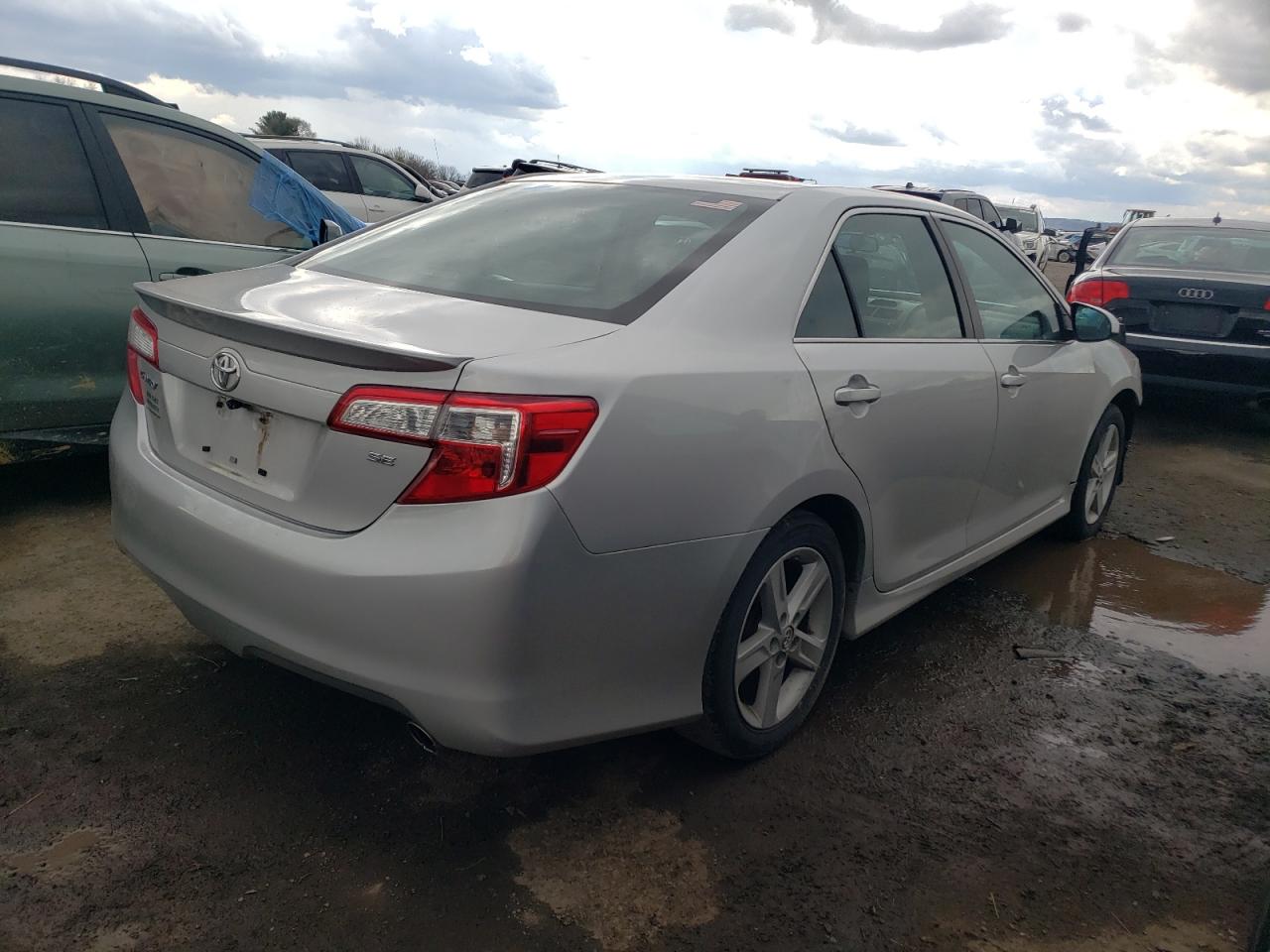 Photo 4 from auction – 2013 TOYOTA CAMRY L with VIN 4T1BF1FK0DU679364
