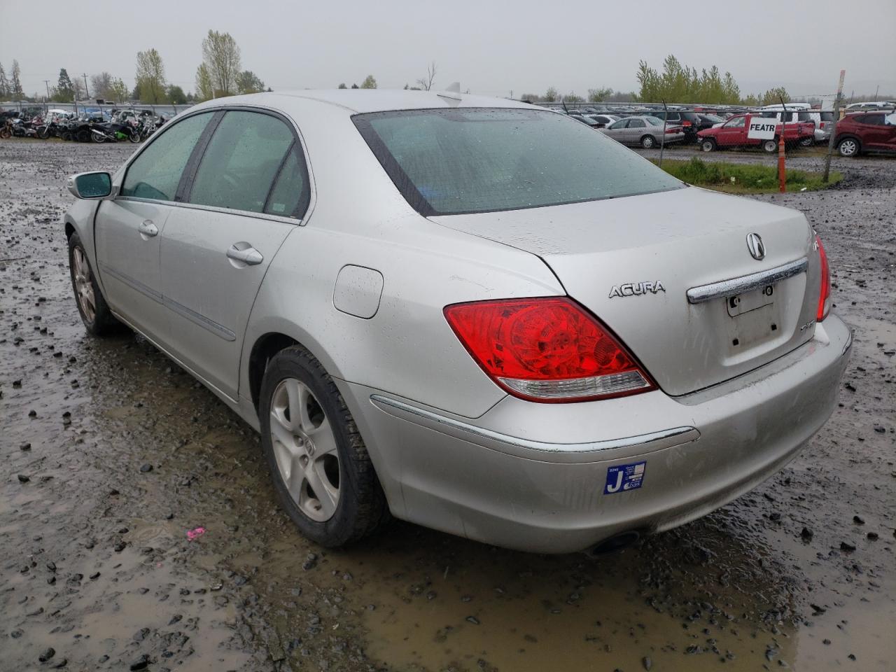 Photo 3 from auction – 2005 ACURA RL with VIN JH4KB16575C008094