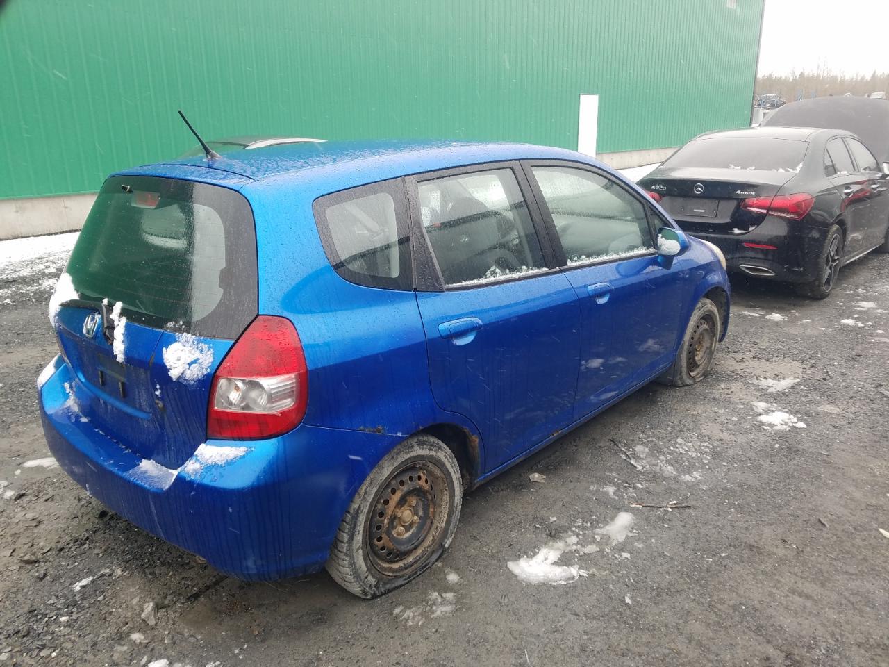 Photo 4 from auction – 2007 HONDA FIT with VIN JHMGD38497S801082