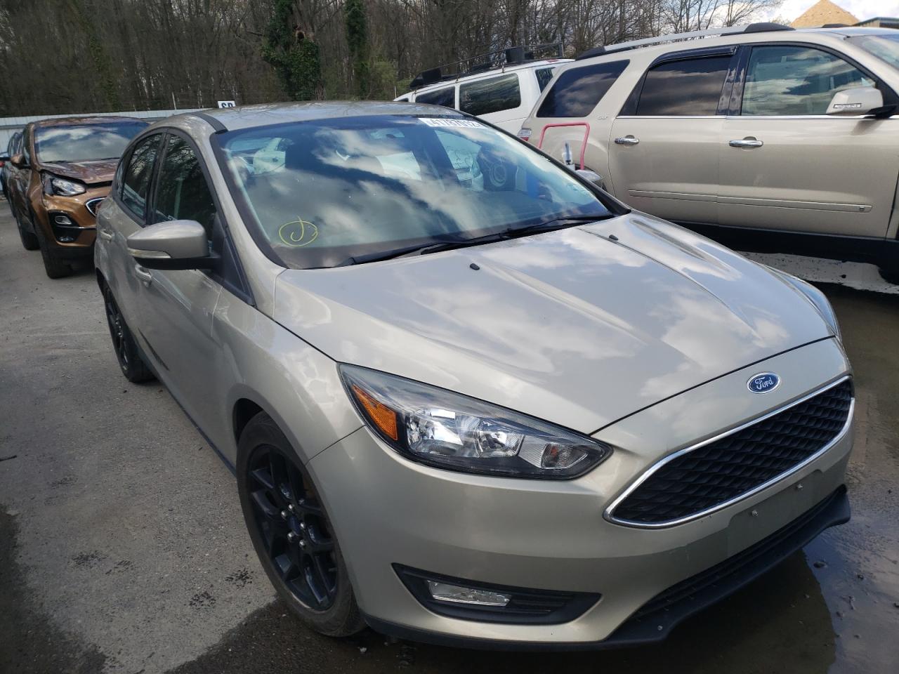FORD FOCUS SE 2016 with VIN 1FADP3K29GL259744 - Photo from auction