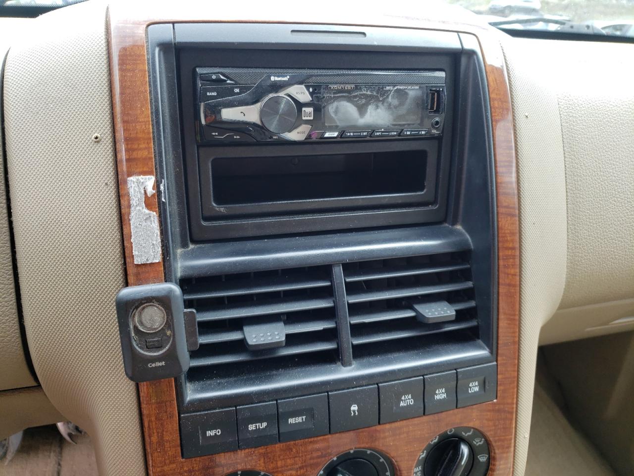 Photo 9 from auction – 2007 FORD EXPLORER E with VIN 1FMEU74E17UA41258