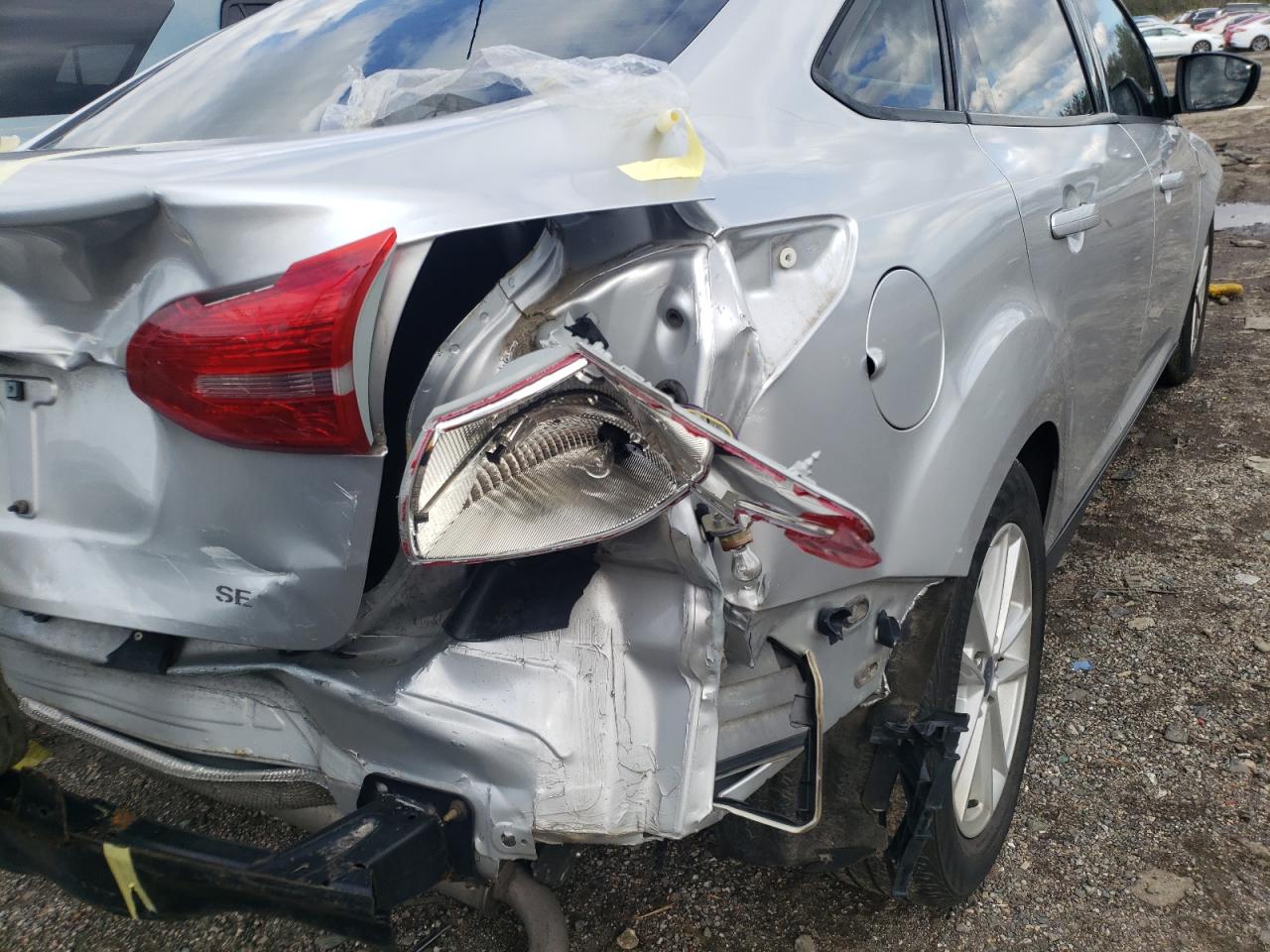 Photo 9 from auction – 2018 FORD FOCUS SE with VIN 1FADP3F29JL326859