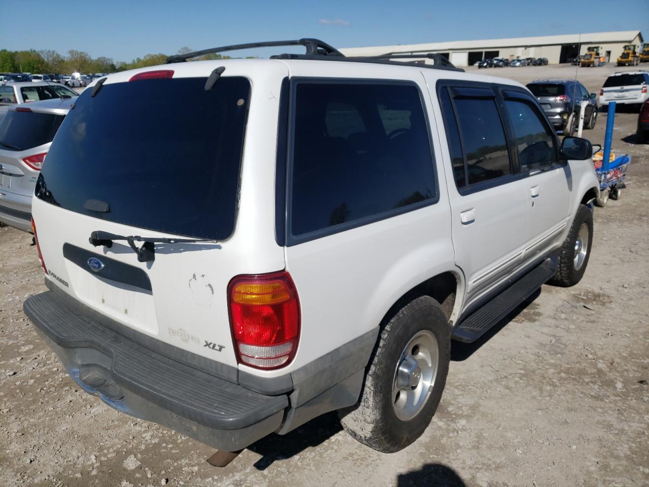 Photo 4 from auction – 2000 FORD EXPLORER X with VIN 1FMZU73E7YZA27081