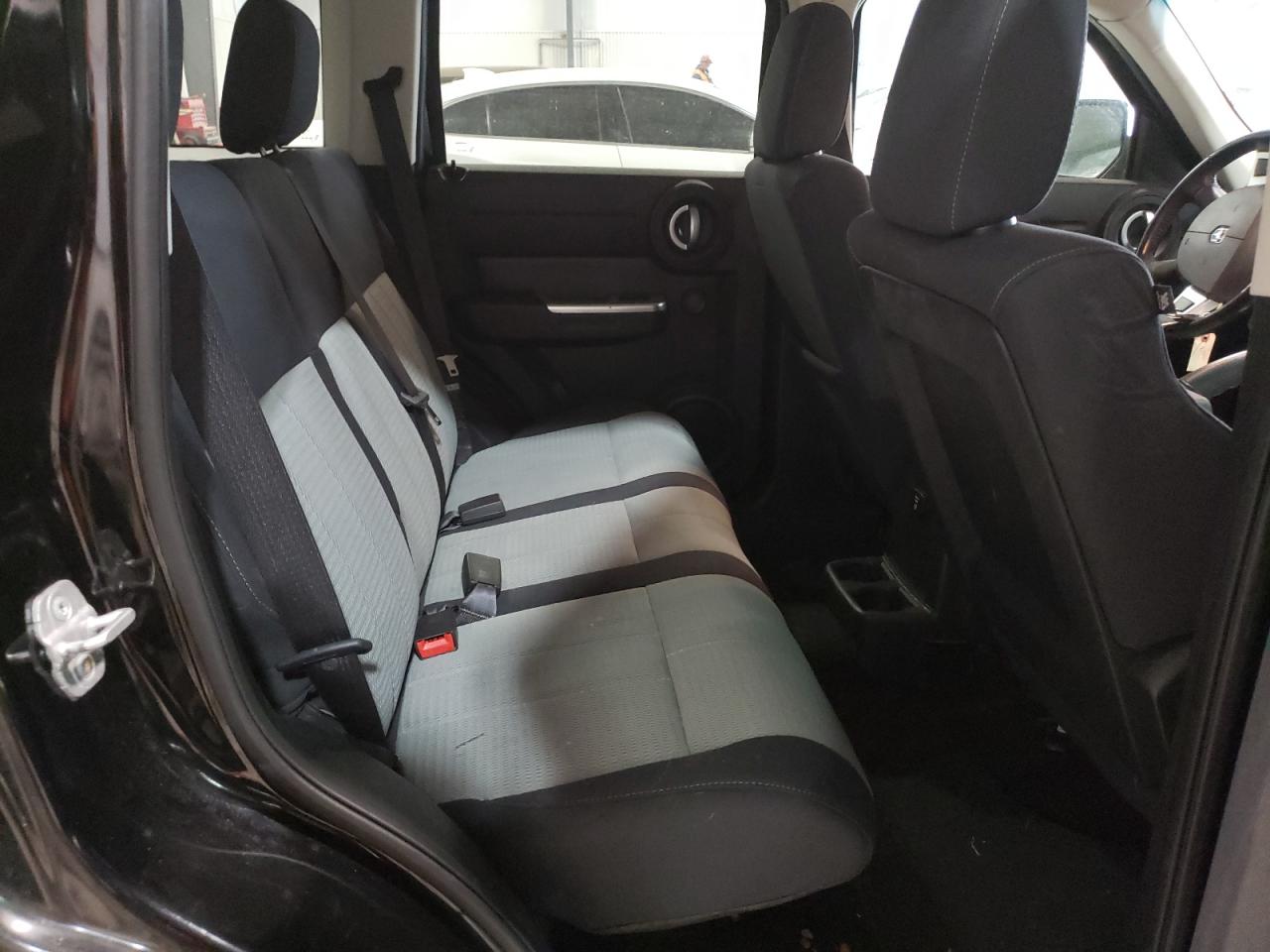 Photo 6 from auction – 2007 DODGE NITRO R/T with VIN 1D8GU58667W714247