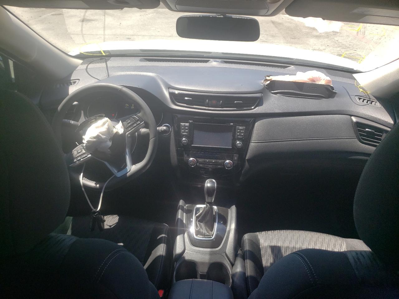 Photo 9 from auction – 2017 NISSAN ROGUE S with VIN KNMAT2MT1HP534400