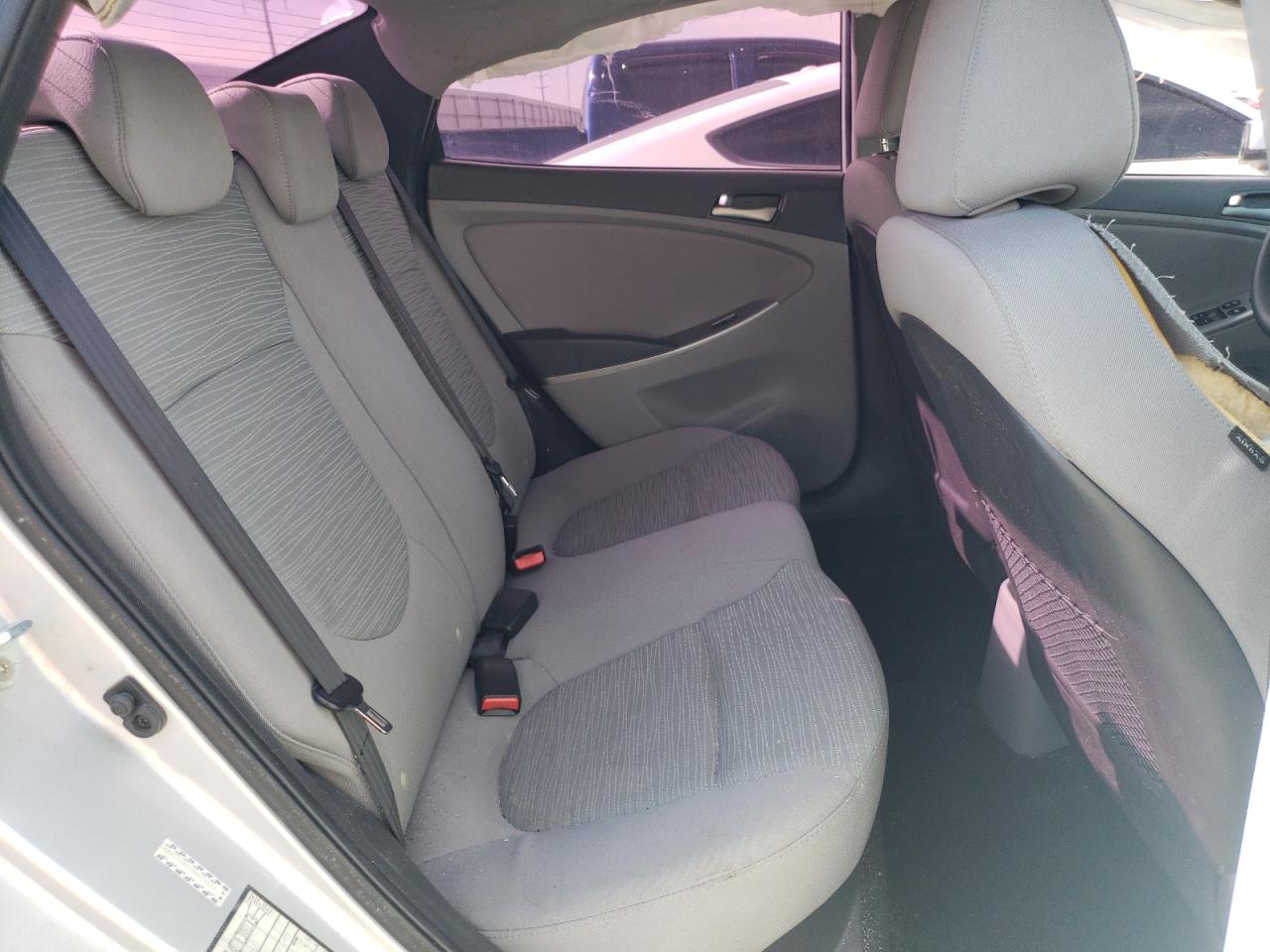 Photo 6 from auction – 2017 HYUNDAI ACCENT SE with VIN KMHCT4AE4HU217623