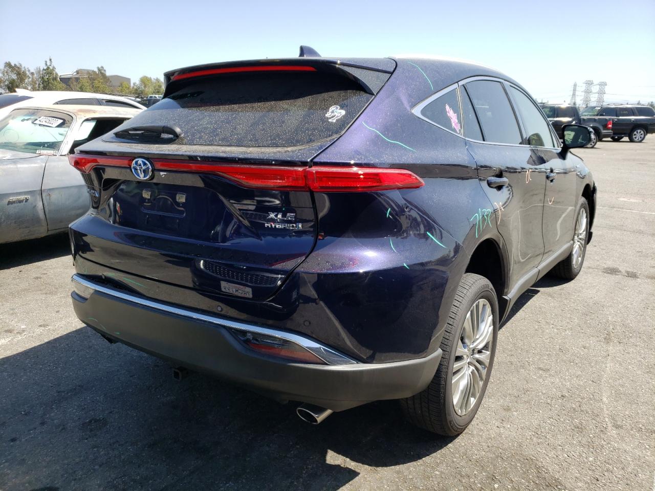 Photo 4 from auction – 2021 TOYOTA VENZA LE with VIN JTEAAAAH5MJ002754