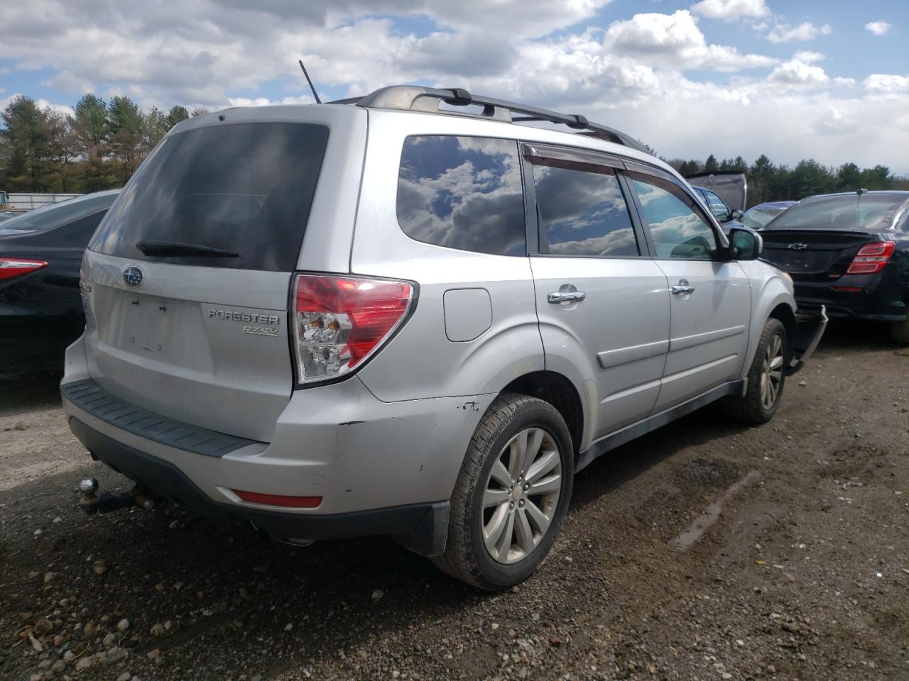 Photo 4 from auction – 2011 SUBARU FORESTER 2 with VIN JF2SHADC1BH746491