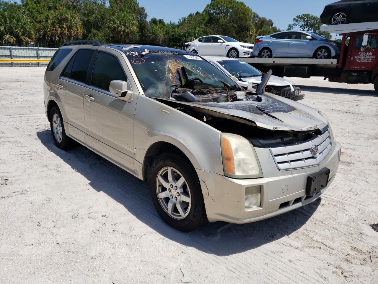 CADILLAC SRX 2007 with VIN 1GYEE637470172152 - Photo from auction