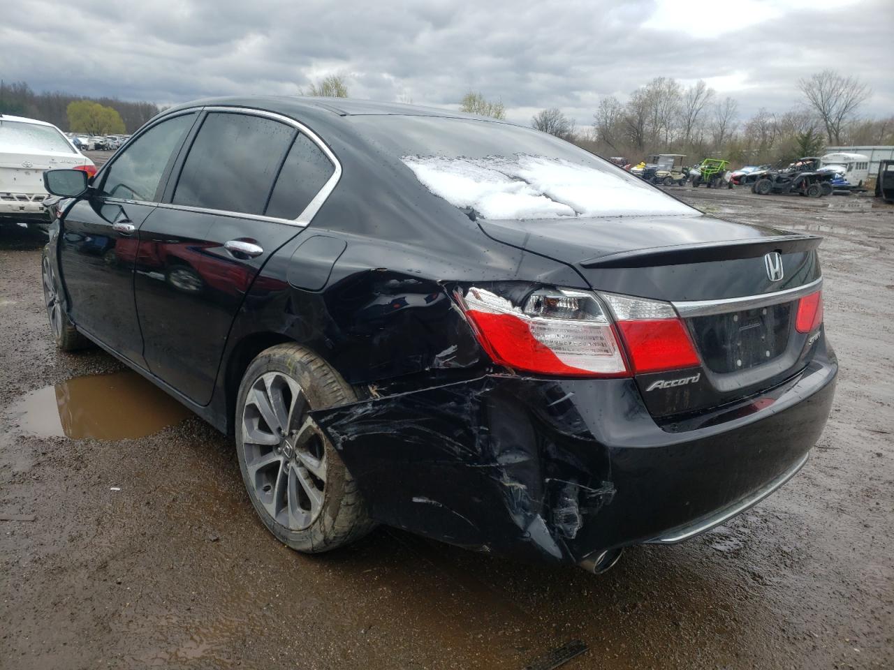 Photo 3 from auction – 2015 HONDA ACCORD SPO with VIN 1HGCR2F50FA258203