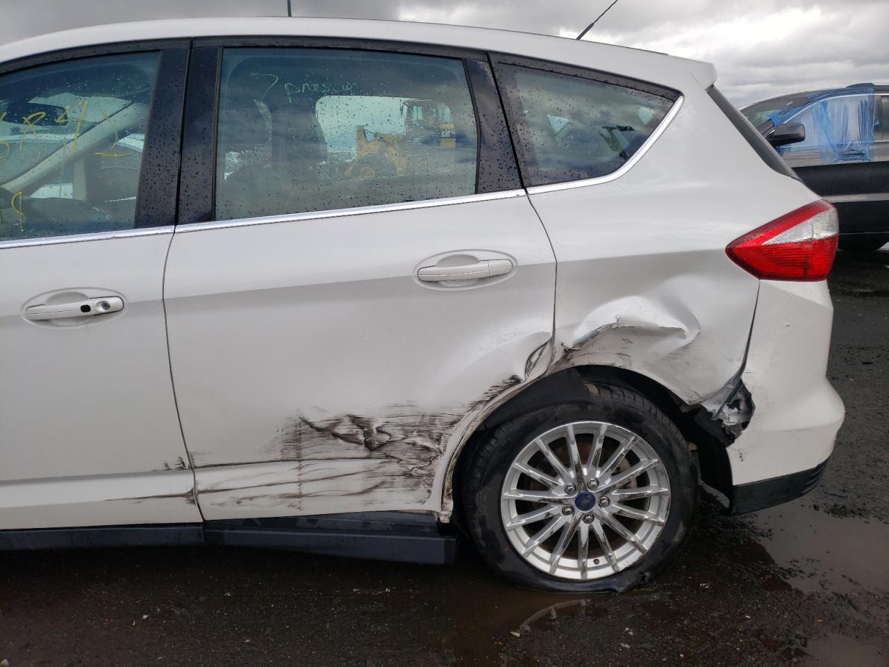 Photo 9 from auction – 2013 FORD C-MAX PREM with VIN 1FADP5CU5DL541774