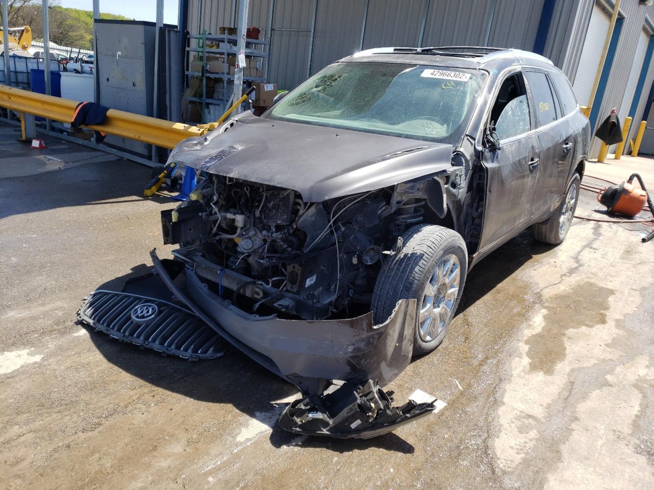 Photo 2 from auction – 2014 BUICK ENCLAVE with VIN 5GAKVBKD4EJ315215