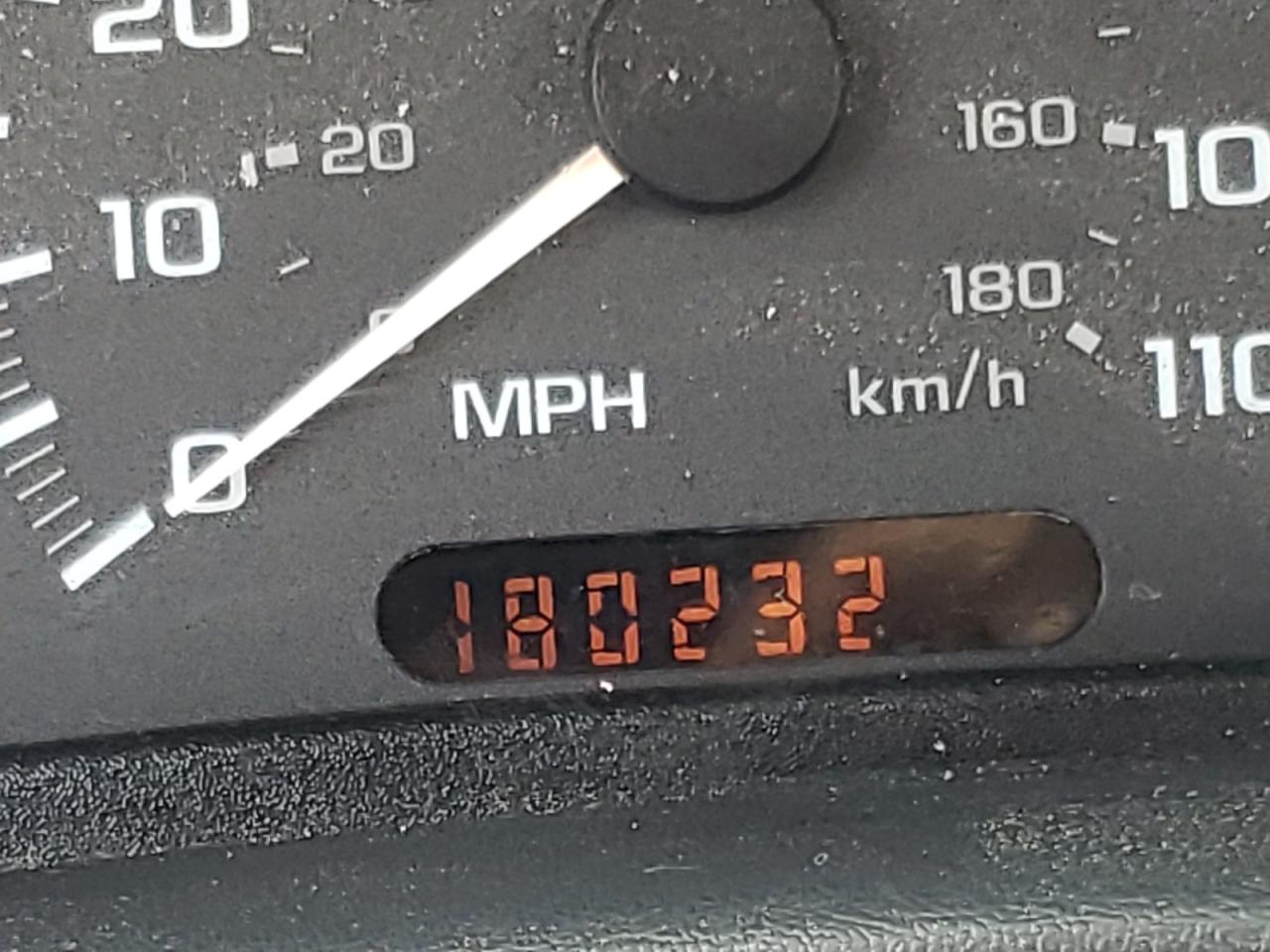Photo 8 from auction – 2003 CHEVROLET CAVALIER L with VIN 1G1JF52F337340572