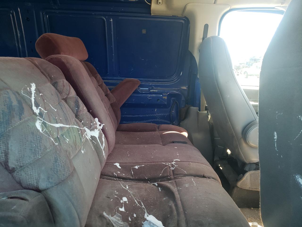 Photo 6 from auction – 2004 FORD ECONOLINE with VIN 1FTNE24W34HA63781