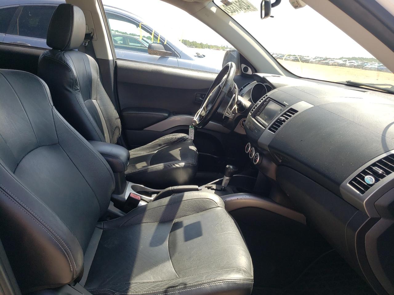 Photo 5 from auction – 2007 MITSUBISHI OUTLANDER with VIN JA4MT41X37Z005768