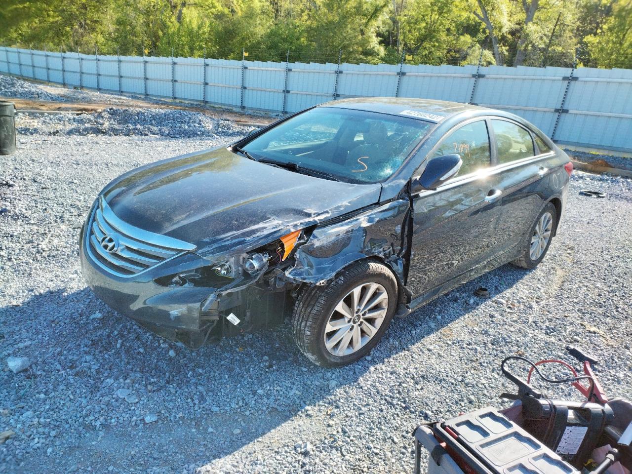 Photo 2 from auction – 2014 HYUNDAI SONATA SE with VIN 5NPEC4AB4EH917652