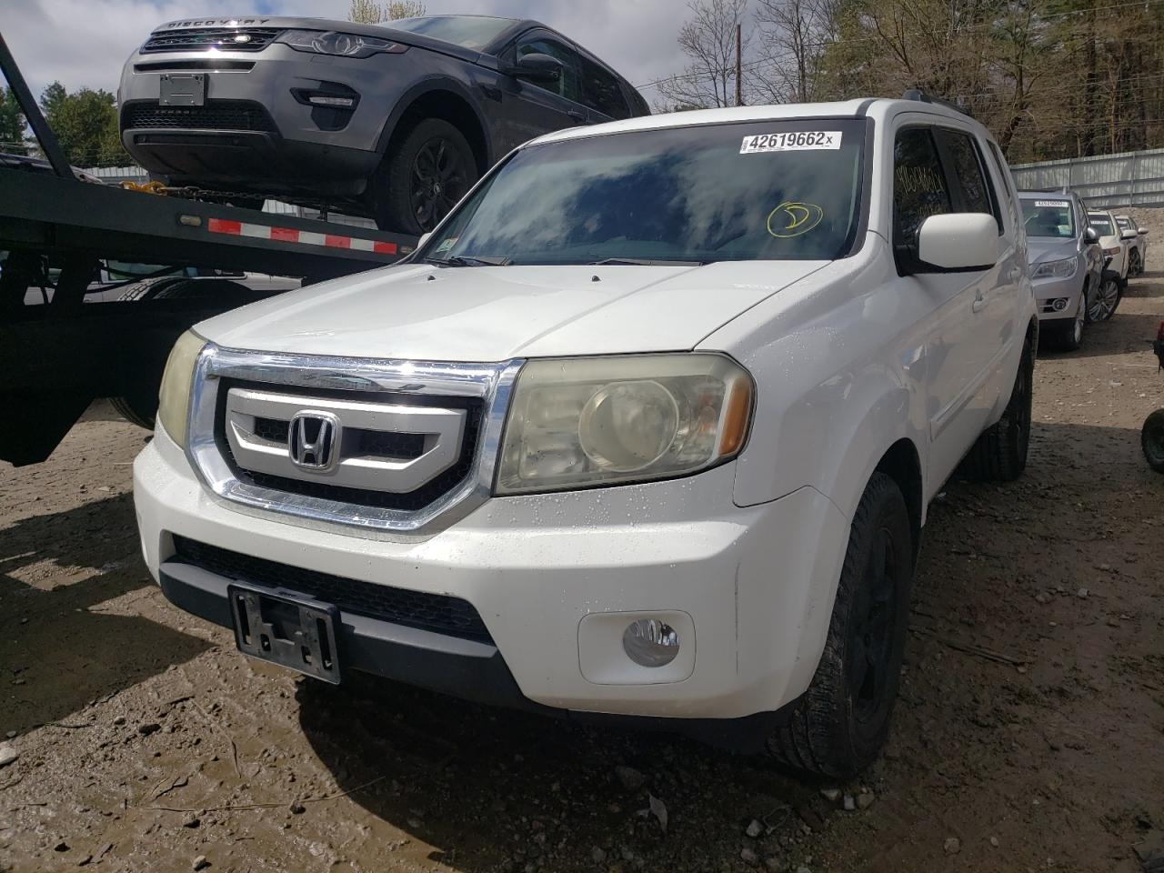 Photo 2 from auction – 2011 HONDA PILOT EXL with VIN 5FNYF4H58BB005931