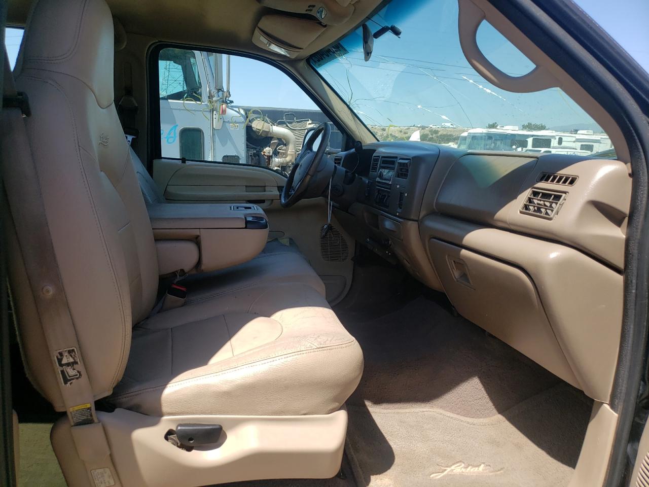 Photo 5 from auction – 2000 FORD F250 SUPER with VIN 1FTNW21F6YEE13882