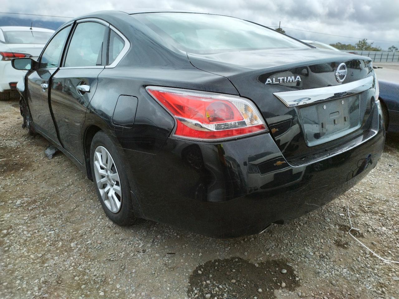 Photo 3 from auction – 2015 NISSAN ALTIMA 2.5 with VIN 1N4AL3AP8FC582824