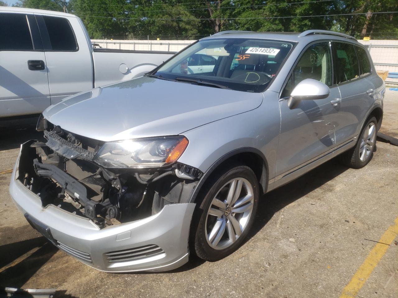 Photo 2 from auction – 2012 VOLKSWAGEN TOUAREG V6 with VIN WVGFF9BP3CD003510