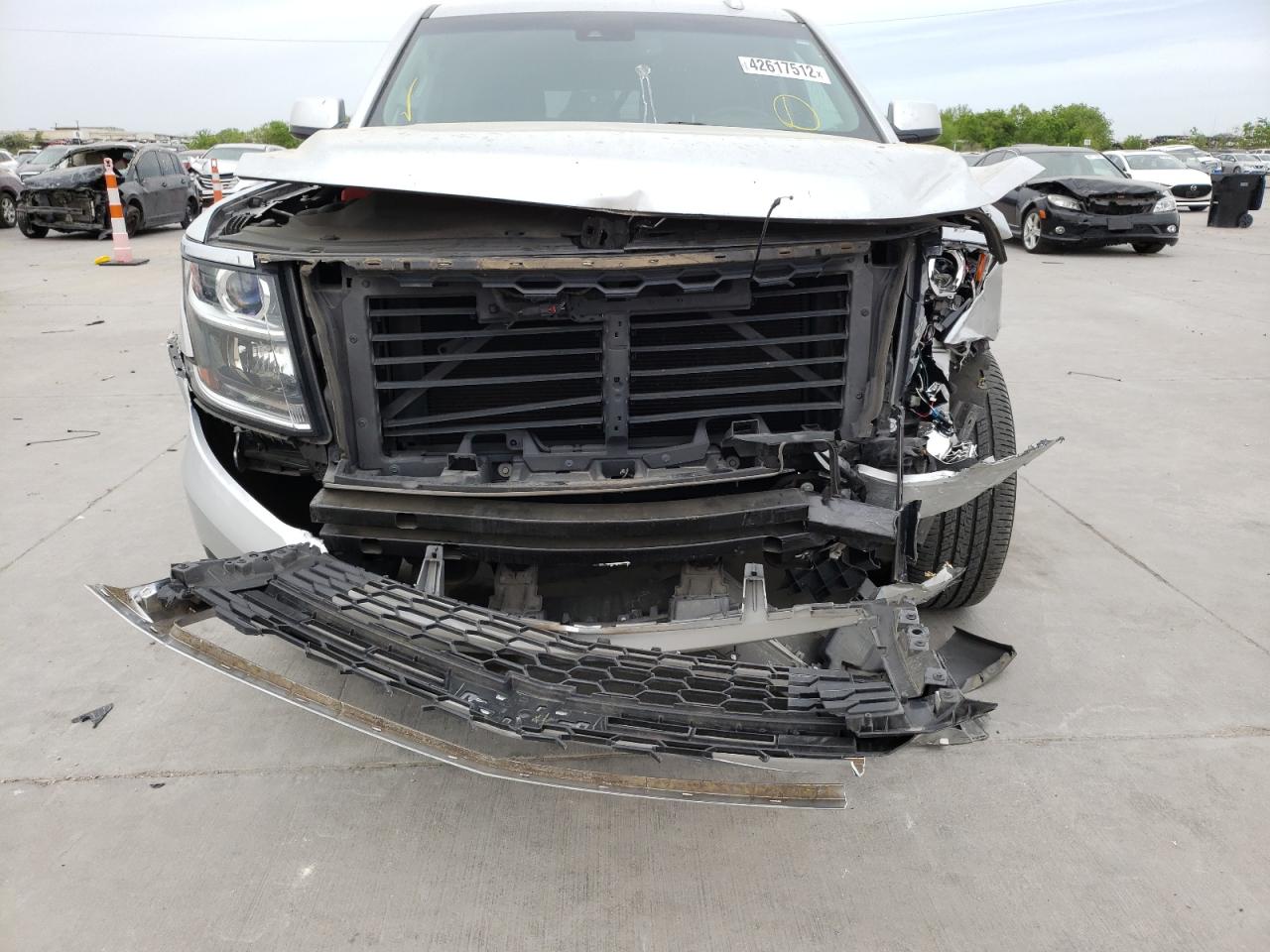 Photo 9 from auction – 2017 CHEVROLET SUBURBAN C with VIN 1GNSCHKC2HR160479