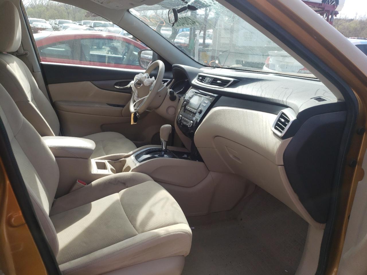 Photo 5 from auction – 2014 NISSAN ROGUE S with VIN 5N1AT2MV4EC791521