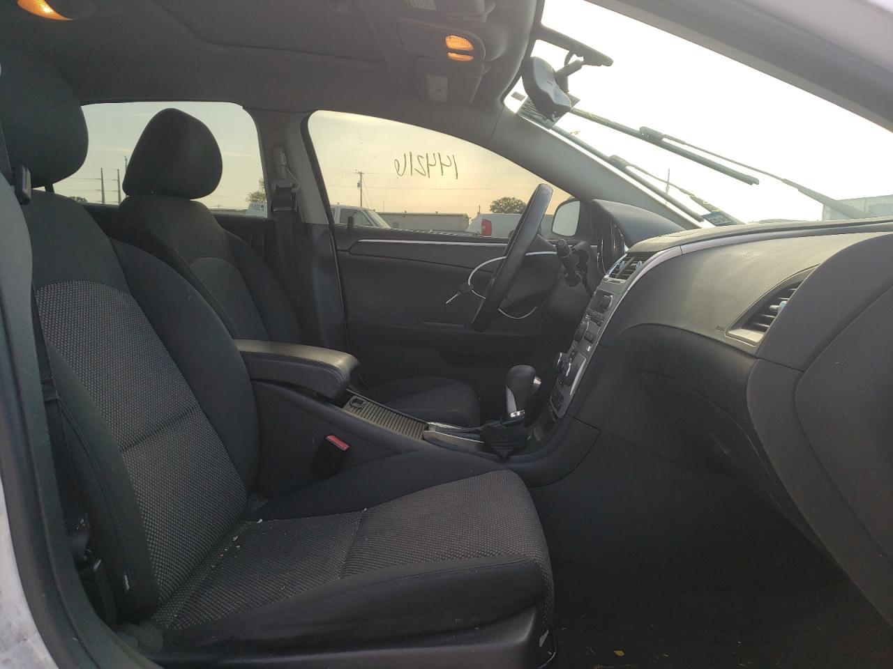 Photo 5 from auction – 2012 CHEVROLET MALIBU 1LT with VIN 1G1ZC5E01CF268182