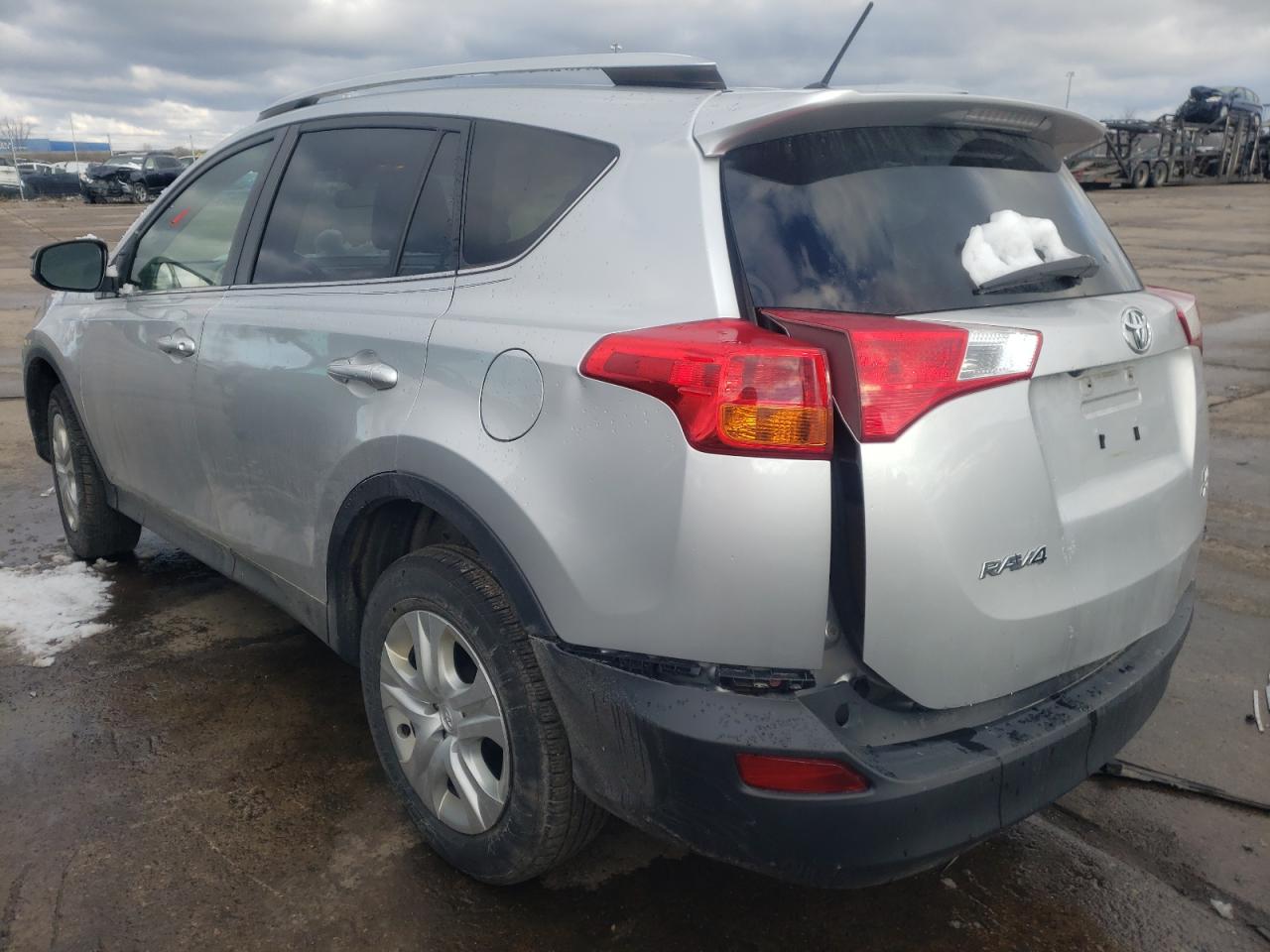Photo 3 from auction – 2014 TOYOTA RAV4 LE with VIN JTMBFREV2ED080076