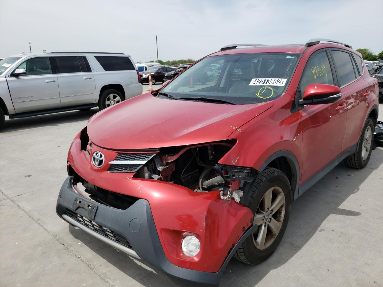 Photo 12 from auction – 2015 TOYOTA RAV4 XLE with VIN 2T3WFREVXFW163468