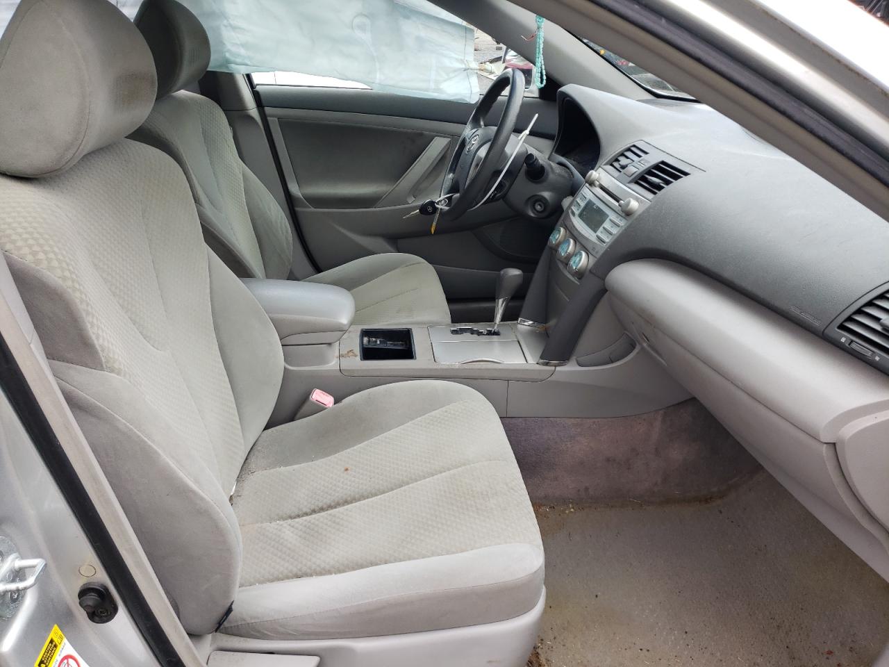 Photo 5 from auction – 2007 TOYOTA CAMRY CE with VIN JTNBE46K173052204