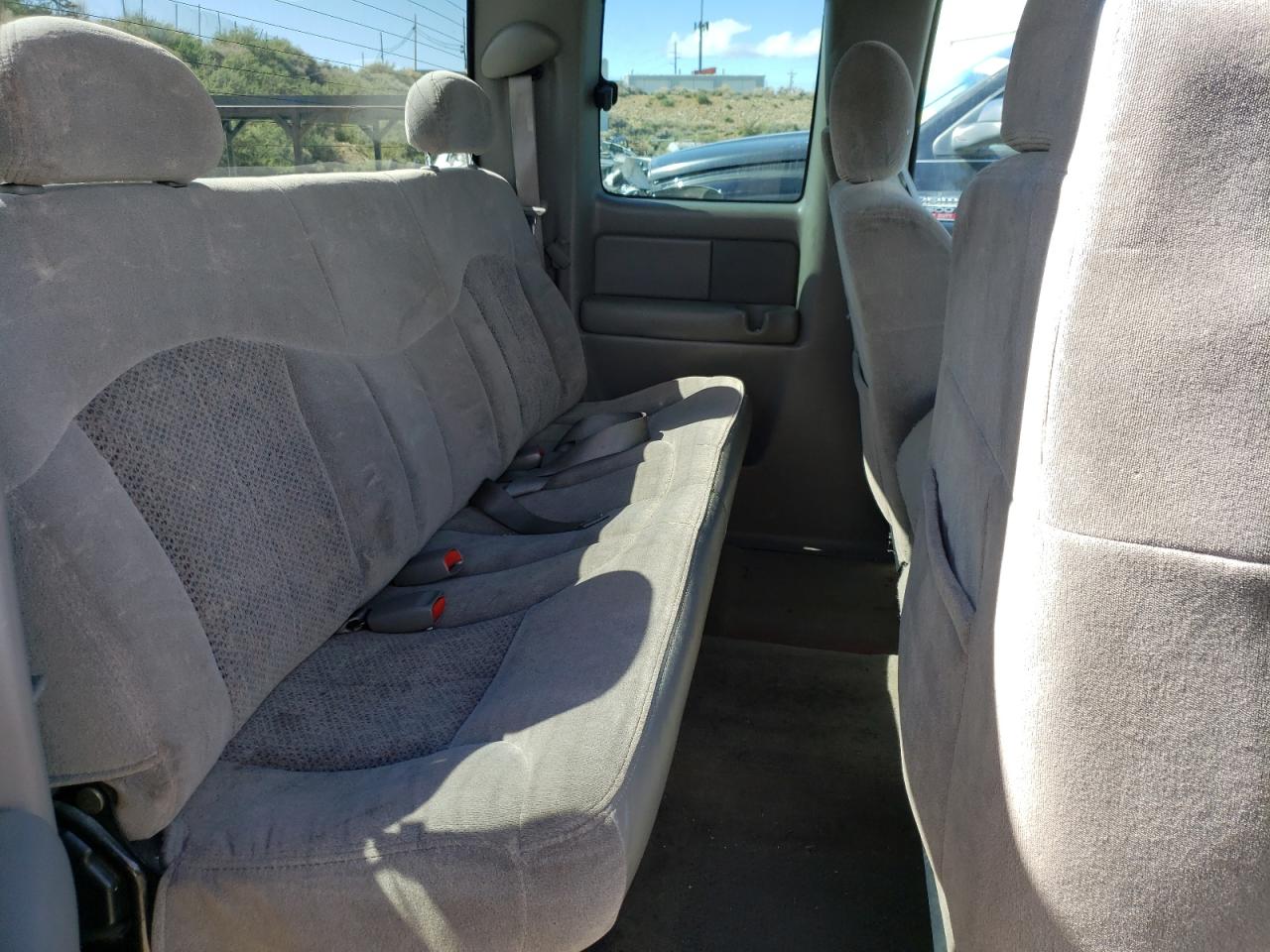 Photo 6 from auction – 2000 CHEVROLET silverado with VIN 2GCEK19T6Y1238373