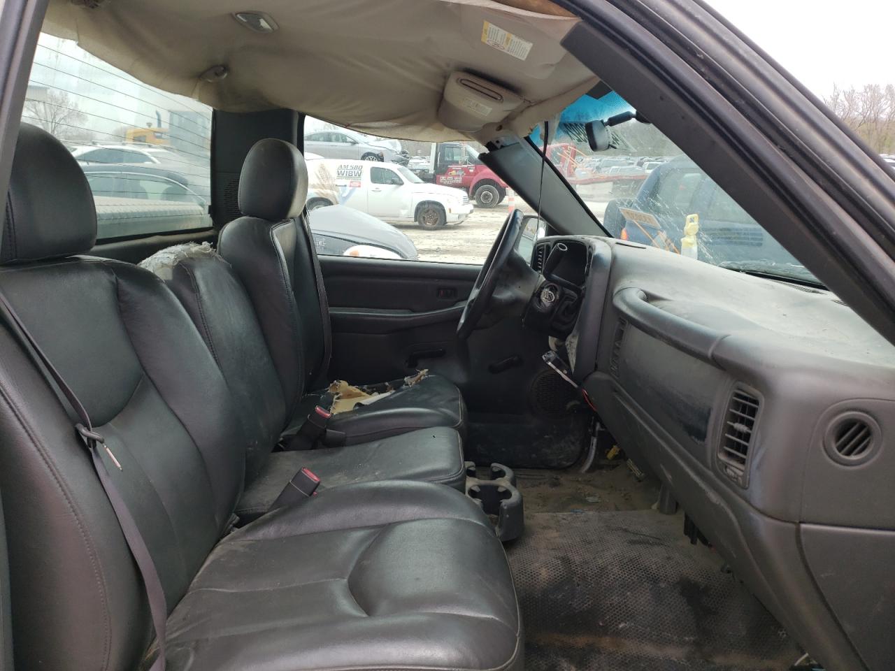 Photo 5 from auction – 2006 CHEVROLET SILVERADO with VIN 1GCHC24U76E103320