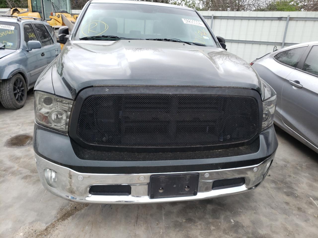 Photo 9 from auction – 2015 RAM 1500 SLT with VIN 1C6RR6LT6FS501520