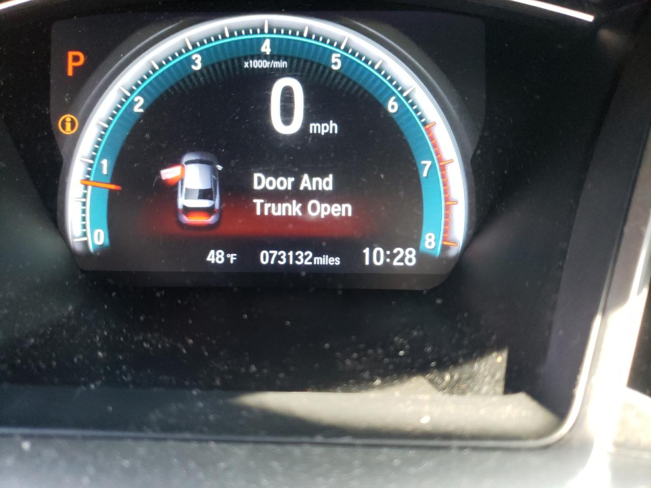 Photo 8 from auction – 2016 HONDA CIVIC EX with VIN 19XFC1F38GE018739