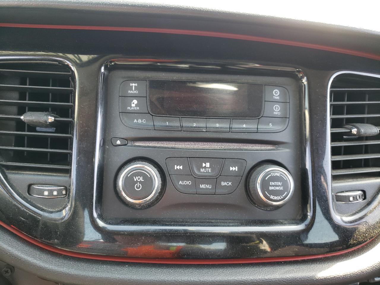 Photo 9 from auction – 2015 DODGE DART SXT with VIN 1C3CDFBB7FD131760