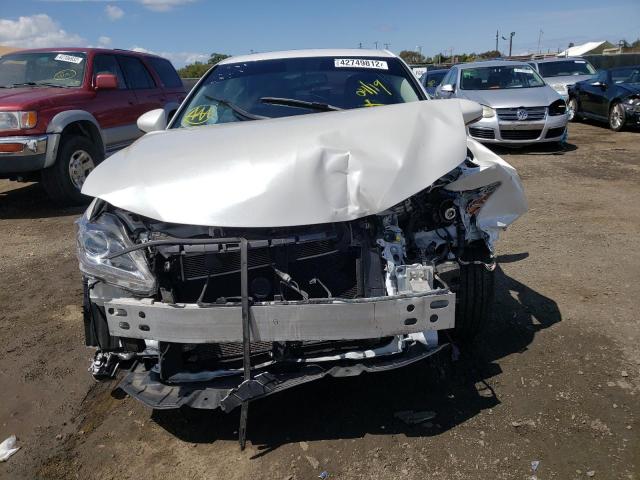 Photo 9 from auction – 2017 LEXUS CT 200 with VIN JTHKD5BH2H2284257