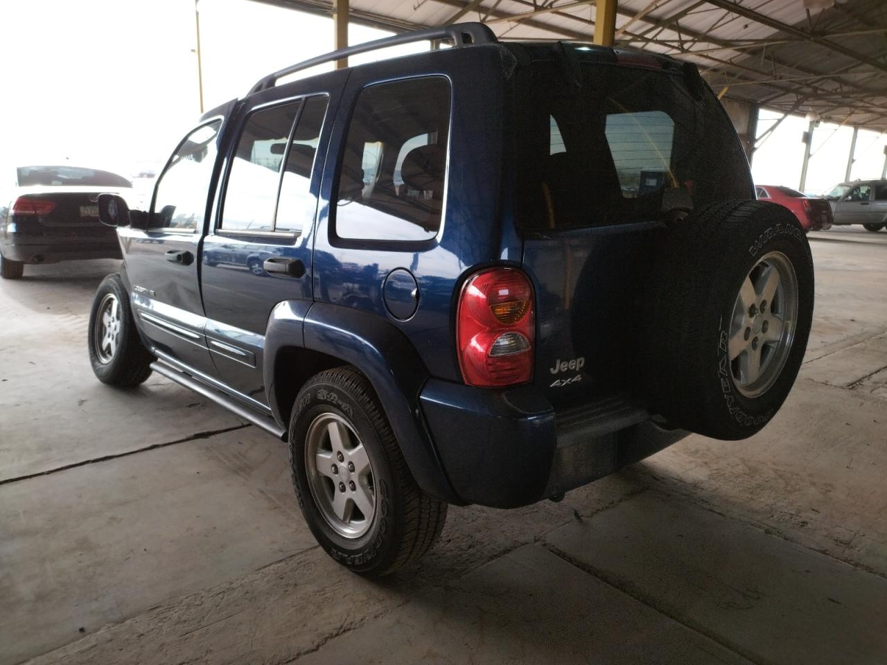 Photo 3 from auction – 2002 JEEP LIBERTY LI with VIN 1J4GL58K52W300832