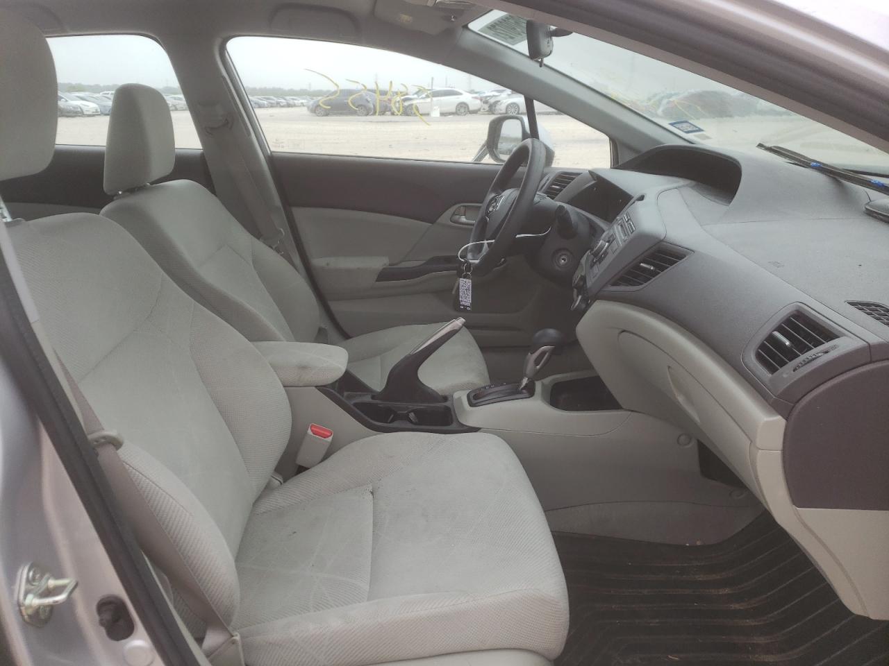 Photo 5 from auction – 2012 HONDA CIVIC LX with VIN 19XFB2F53CE369448