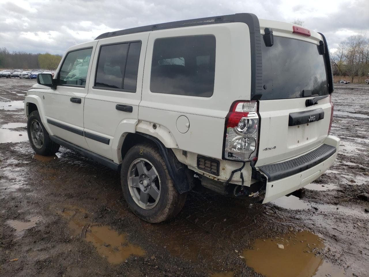 صورة رقم 3 من المزاد - 2006 JEEP COMMANDER مع VIN 1J8HG48N06C229218