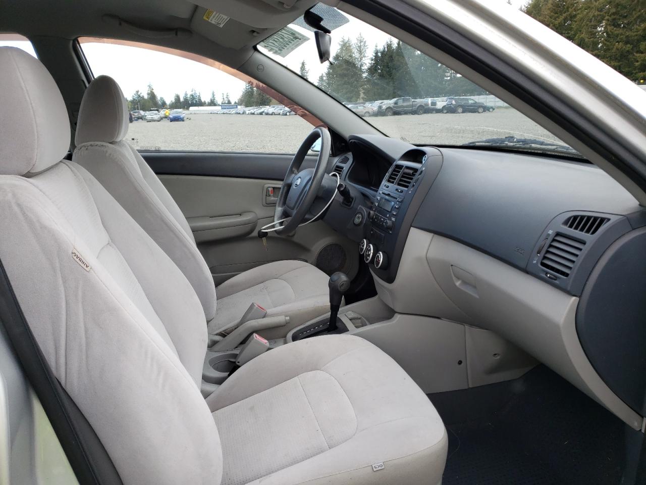 Photo 5 from auction – 2009 KIA SPECTRA EX with VIN KNAFE222295641475