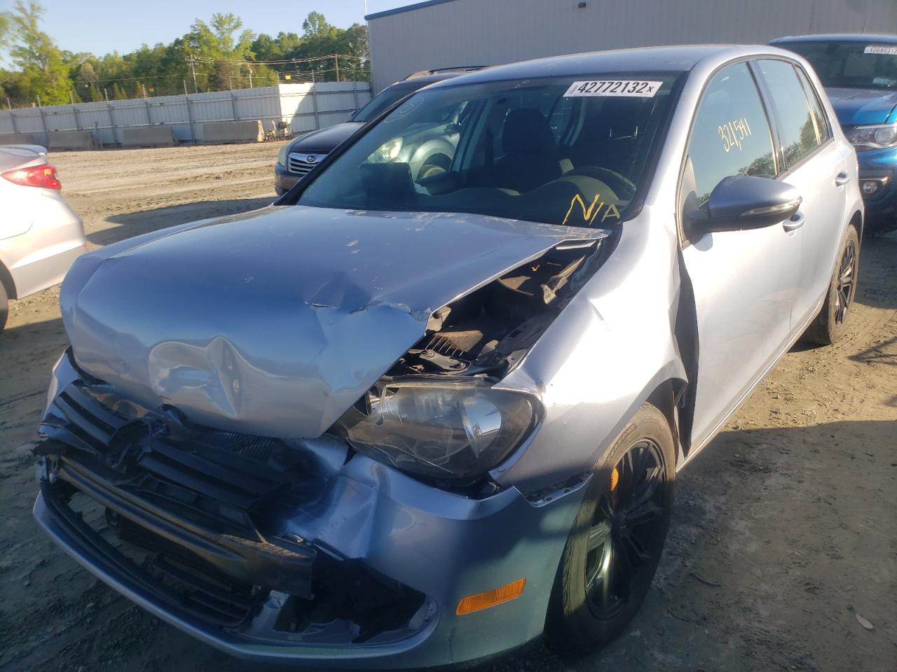 Photo 2 from auction – 2011 VOLKSWAGEN GOLF with VIN WVWDA7AJ6BW023958