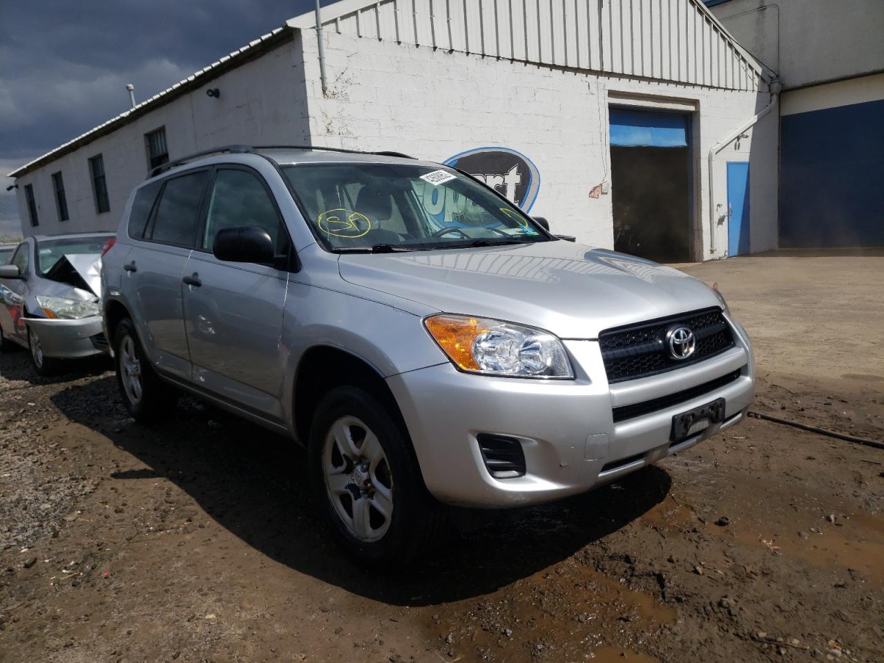 TOYOTA RAV4 2011 with VIN 2T3BF4DV8BW143359 - Photo from auction