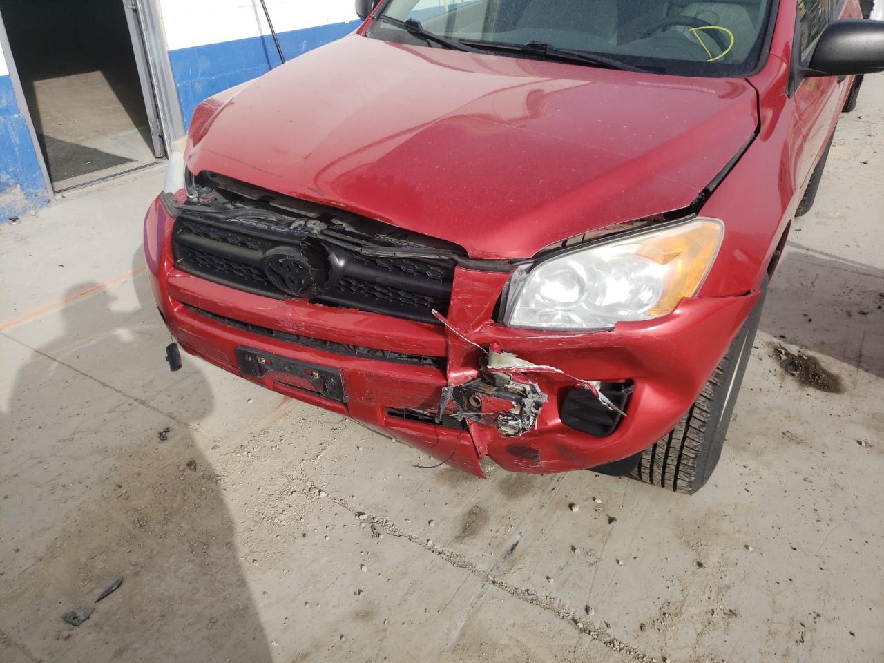 Photo 9 from auction – 2012 TOYOTA RAV4 with VIN 2T3BF4DV5CW197767