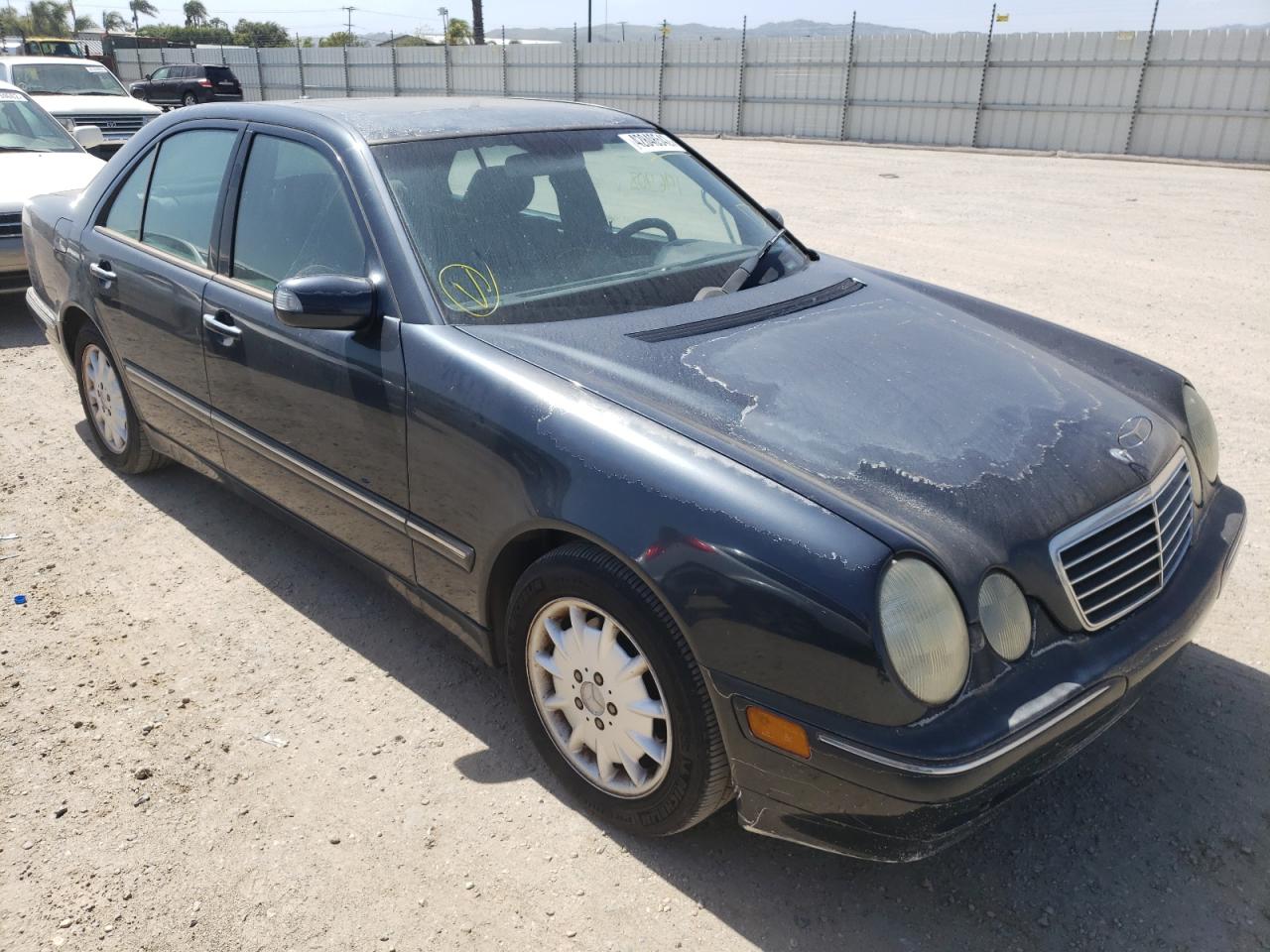 Photo 1 from auction – 2001 MERCEDES-BENZ E 320 with VIN WDBJF65J61B276999