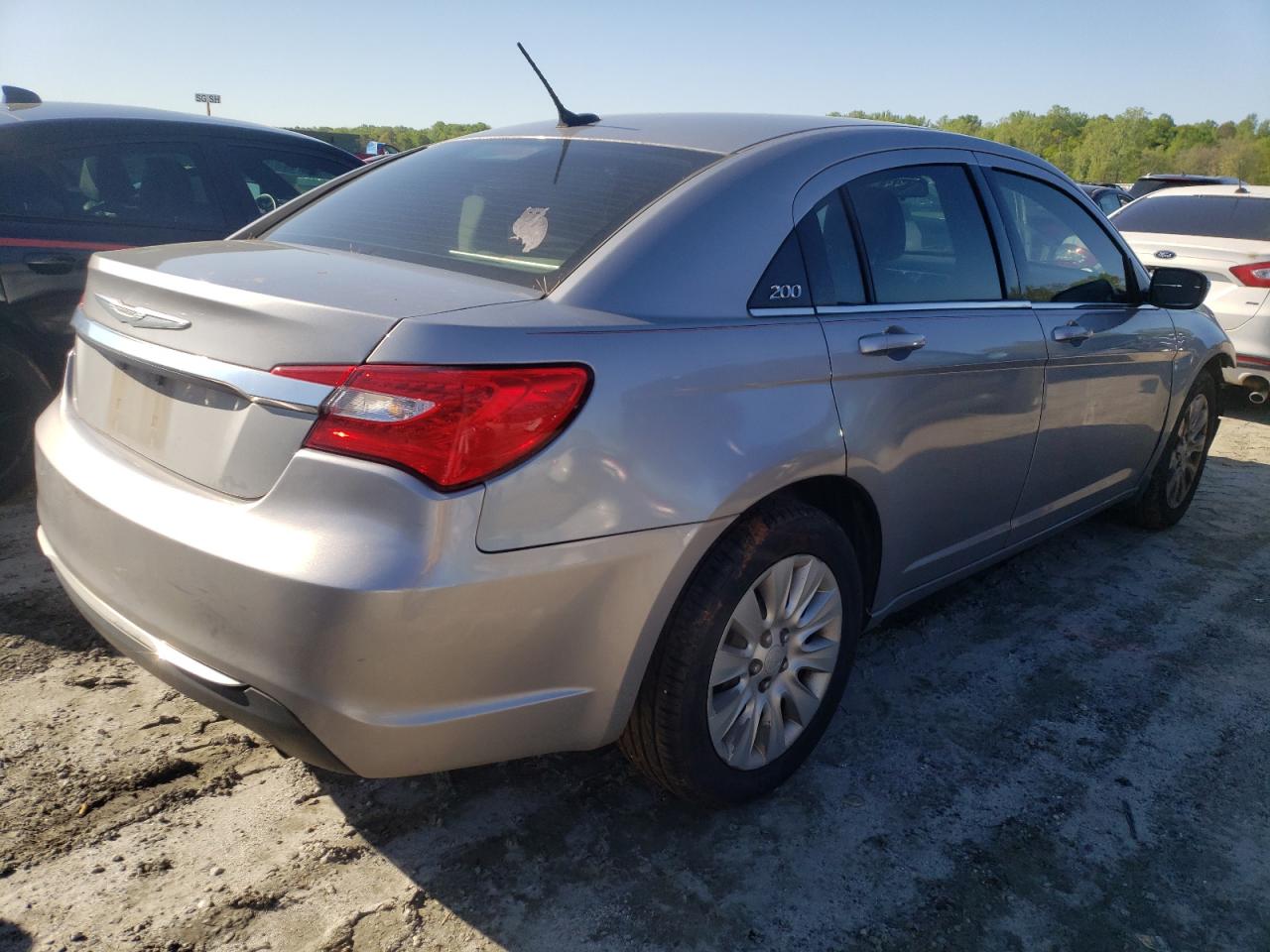 Photo 4 from auction – 2013 CHRYSLER 200 LX with VIN 1C3CCBAB1DN686790
