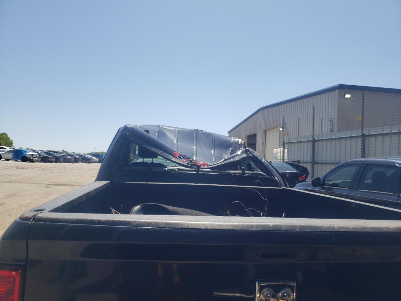 Photo 9 from auction – 2016 RAM 1500 SLT with VIN 1C6RR7LG4GS408084