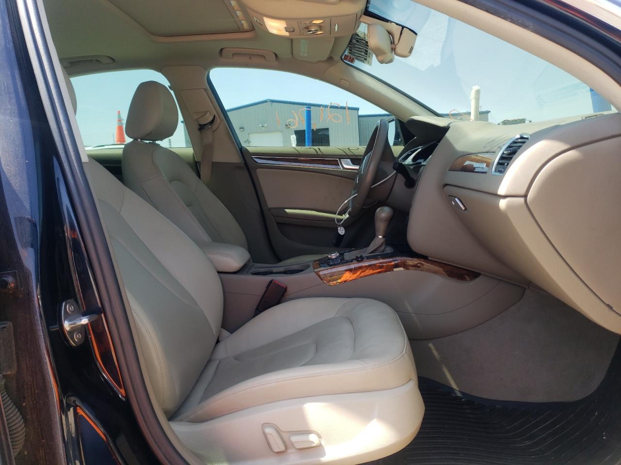 Photo 5 from auction – 2011 AUDI A4 PREMIUM with VIN WAUFFAFL5BN007626